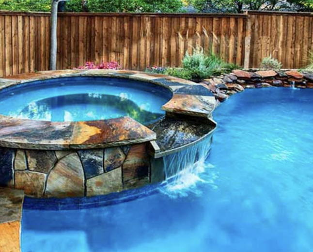 How to Clear Algae Out of a Pool